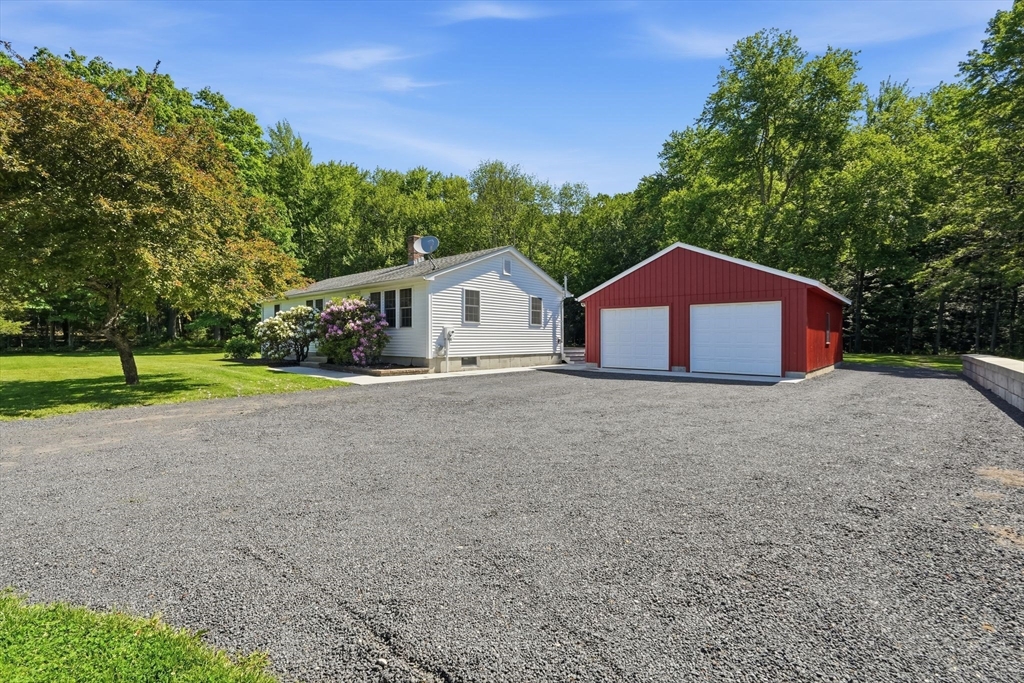 43 Long Plain Road Leverett, MA 01054 - Photo 3 of 40