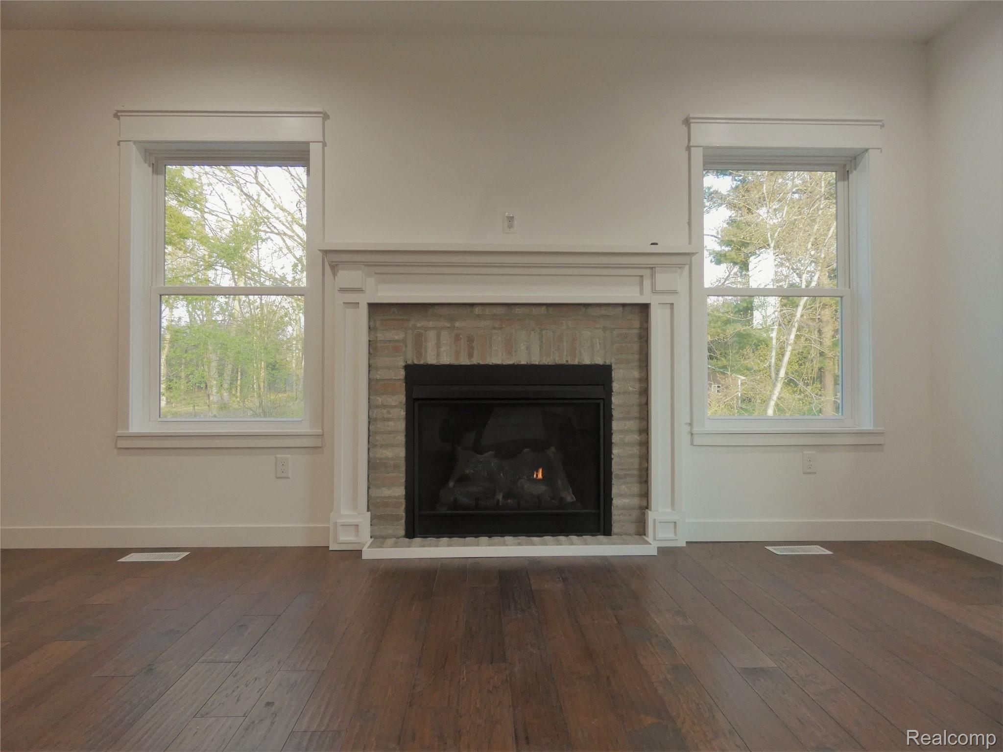1602 Pug Road St. Clair, MI 48079 - Photo 12 of 35 12.JPG
