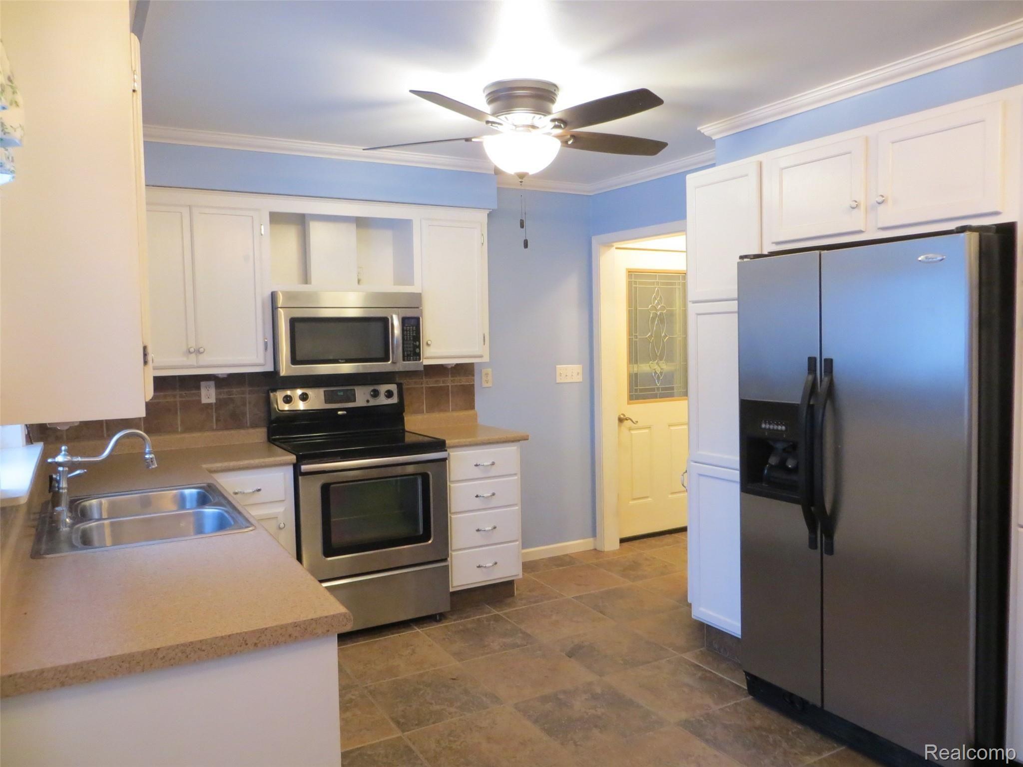 7369 Port Austin Road Caseville, MI 48725 - Photo 10 of 41 10.JPG