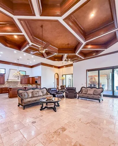 $2,525,000 | 16020 Pendio Drive, Montverde, FL 34756