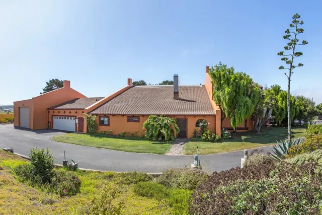 $2,899,000 | 125 Springfield Road, Moss Landing, CA 95039