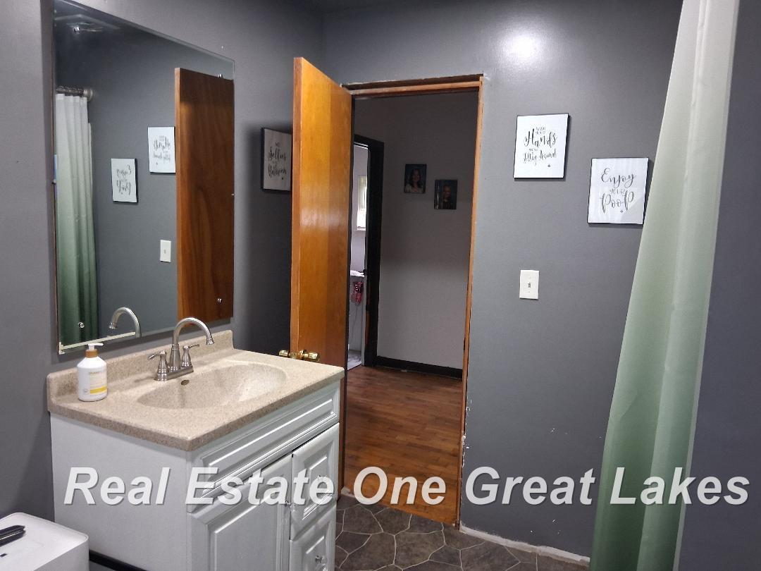 11315 Wahl Road St. Charles, MI 48655 - Photo 7 of 12