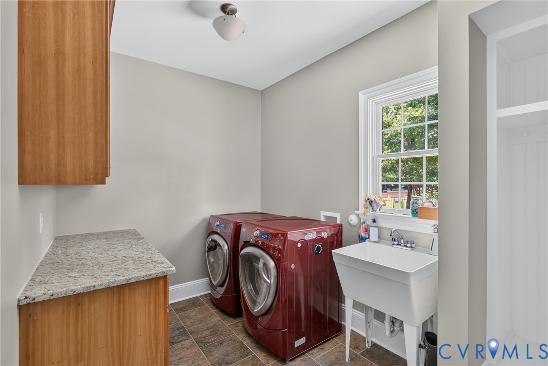 3401 Handley Road Midlothian, VA 23113 - Photo 27 of 96 Wash Sink and Cabinets