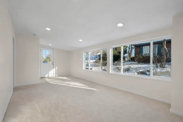 $400,000 | 197 Melrose Street, Manchester, NH 03109