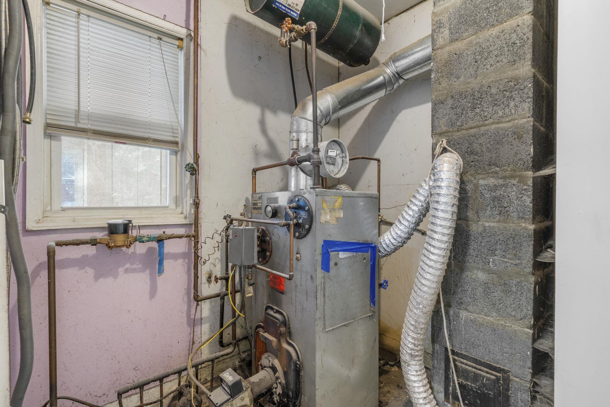 197 Melrose Street Manchester, NH 03109 - Photo 26 of 34