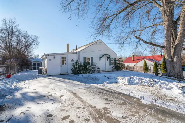 $400,000 | 197 Melrose Street, Manchester, NH 03109