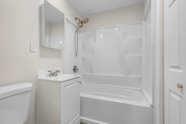 $400,000 | 197 Melrose Street, Manchester, NH 03109