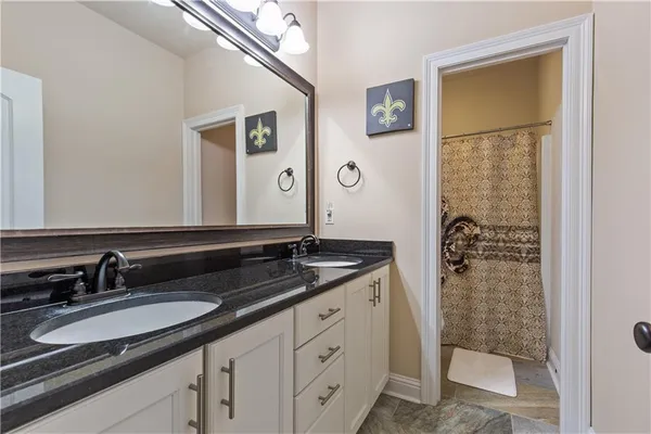 $549,000 | 402 Long Lake Drive, Covington, LA 70435