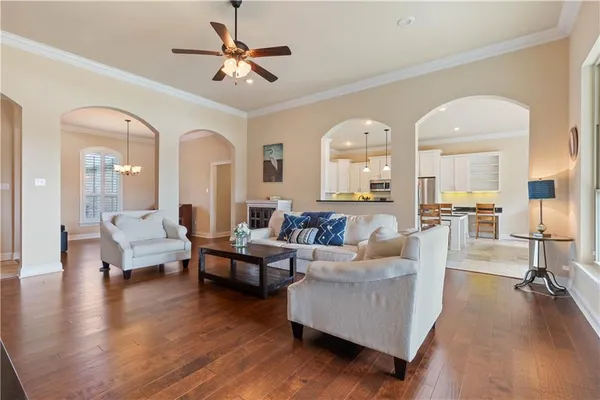 $549,000 | 402 Long Lake Drive, Covington, LA 70435