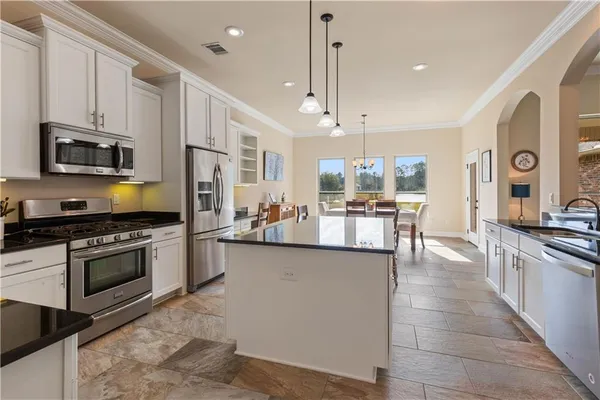 $549,000 | 402 Long Lake Drive, Covington, LA 70435