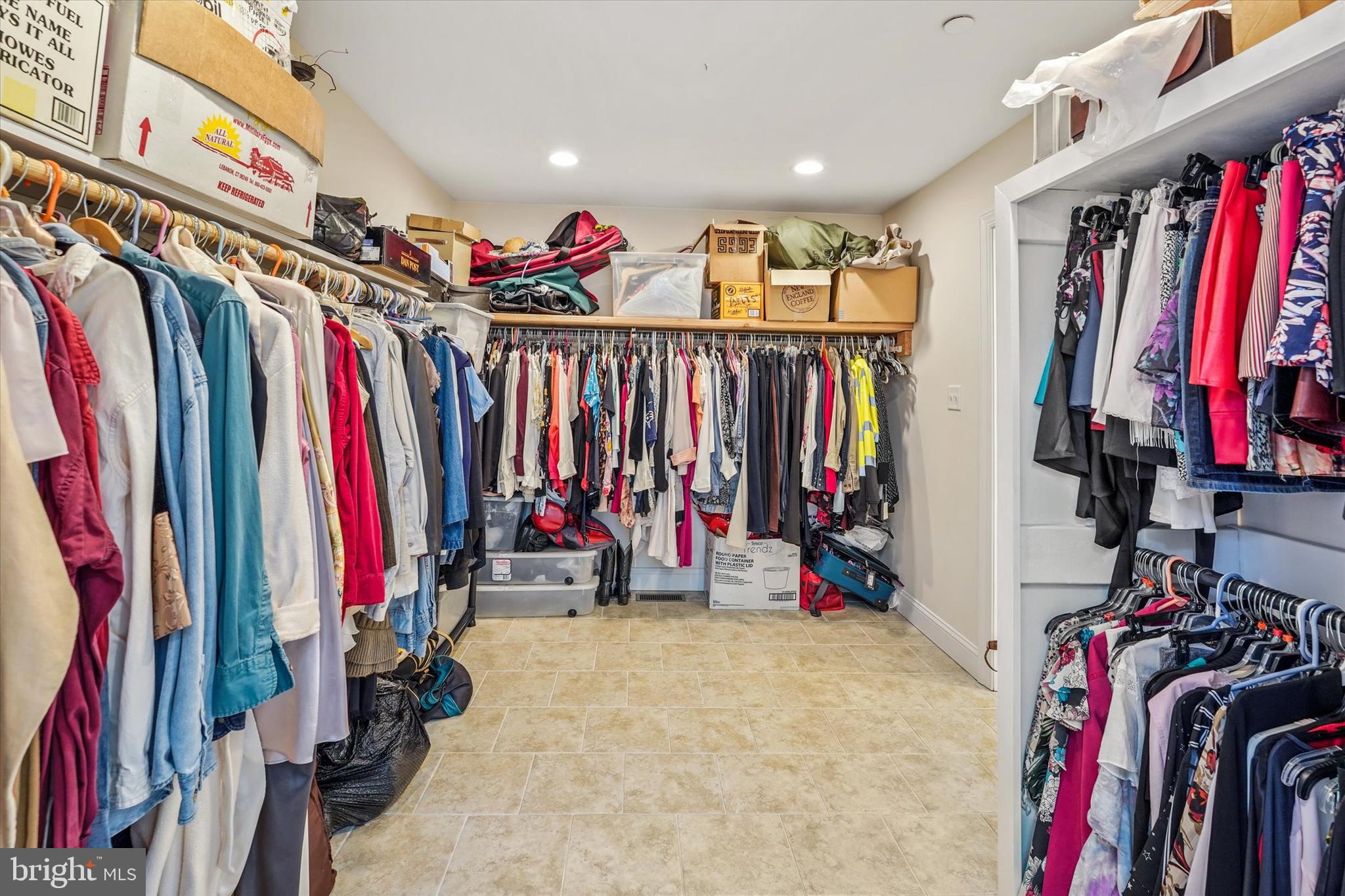 436 Elk Mills Road Elkton, MD 21921 - Photo 21 of 37 HUGE Walk in closet