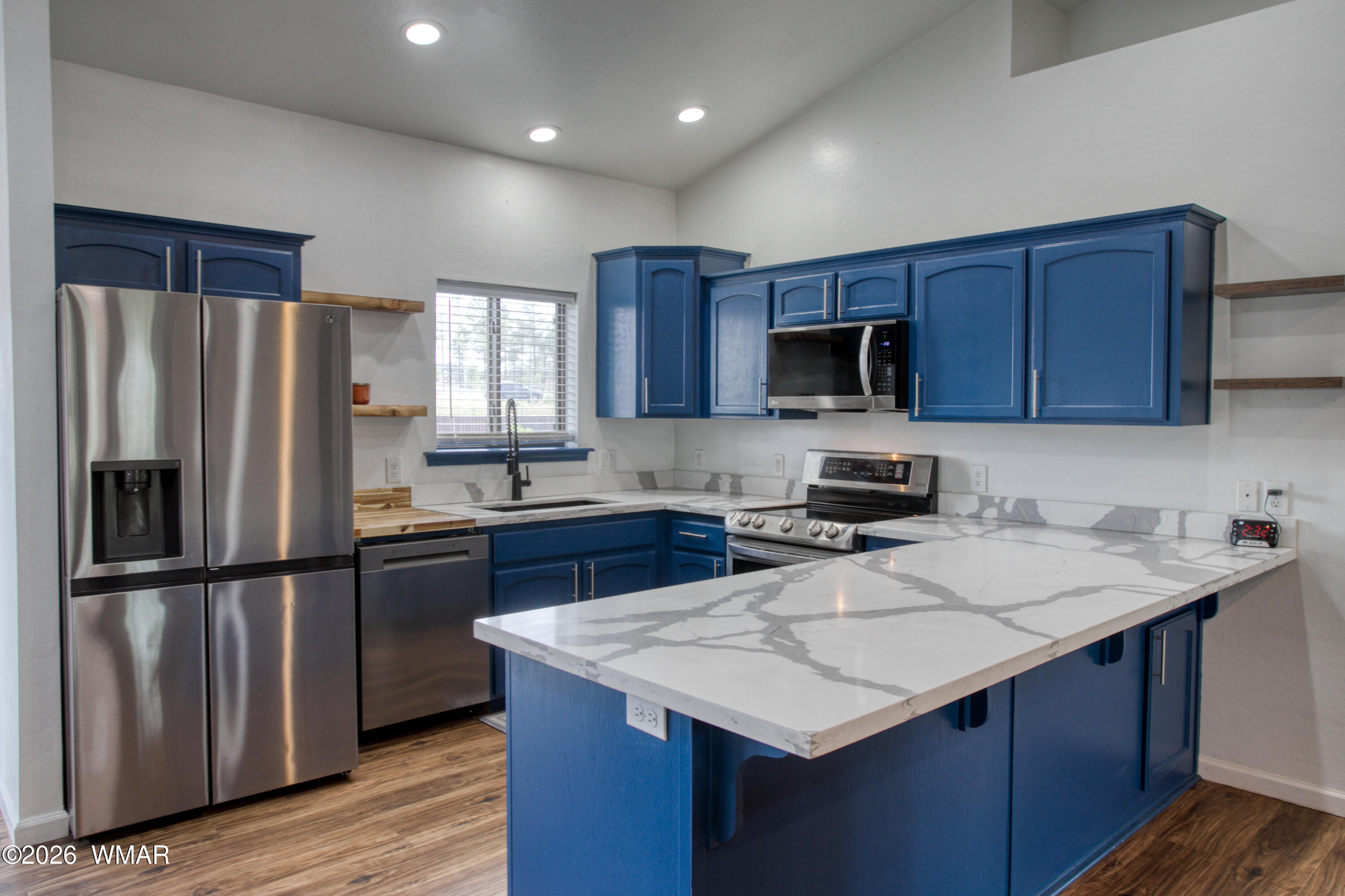 2731 Zane Grey Boulevard Overgaard, AZ 85933 - Photo 9 of 24