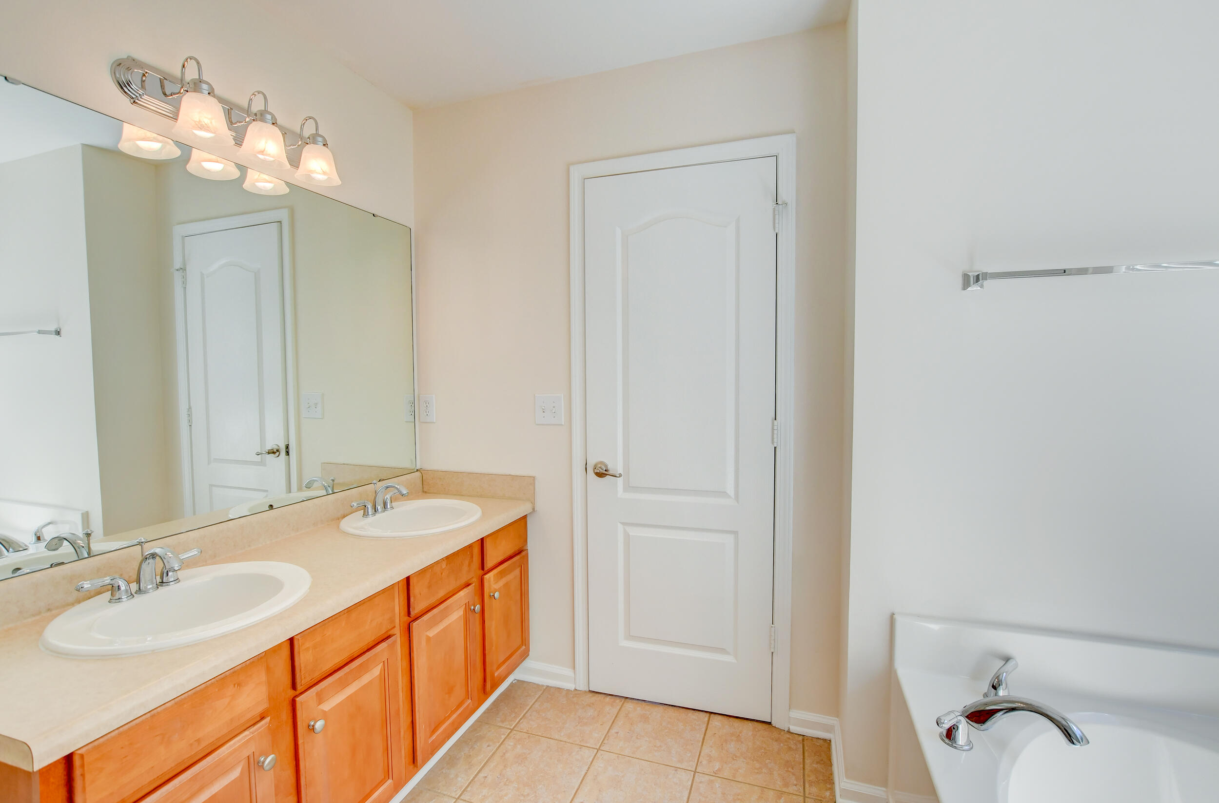 140 Graduate Lane Ladson, SC 29456 - Photo 12 of 44 DSC_2778_79_80_81_82