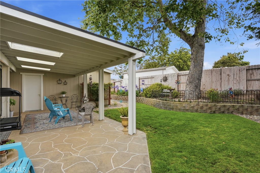 1124 Cardiff Lane Santa Maria, CA 93455 - Photo 23 of 33 Patio