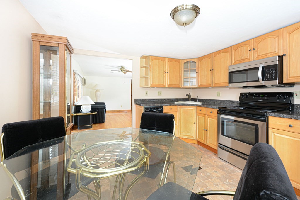 53 Comins Pond Road Warren, MA 01083 - Photo 13 of 33 Gallery Image 13