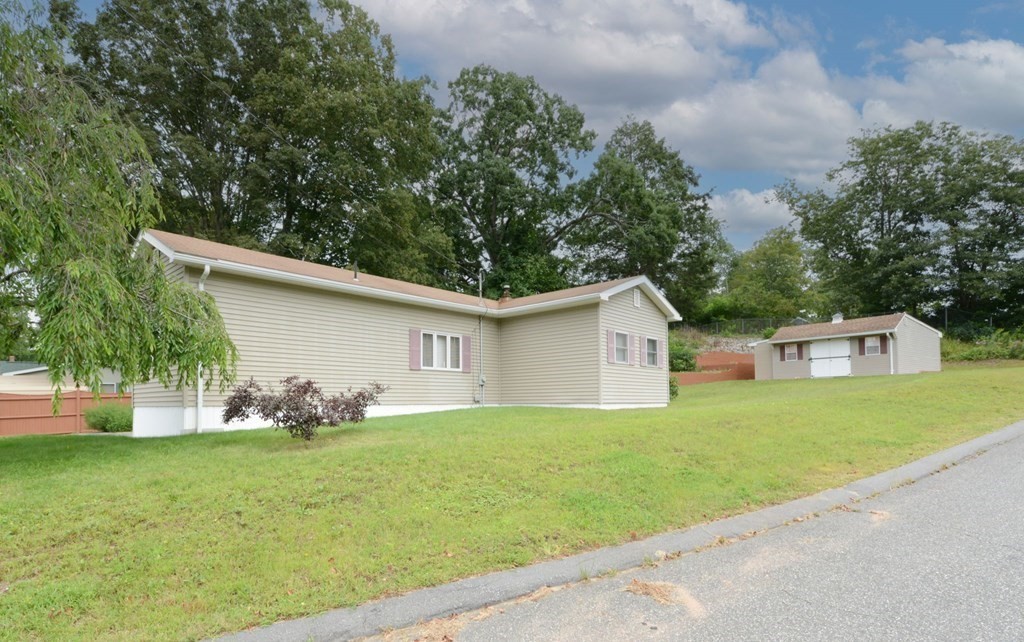 53 Comins Pond Road Warren, MA 01083 - Photo 2 of 33 Gallery Image 2