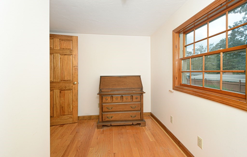 53 Comins Pond Road Warren, MA 01083 - Photo 28 of 33 Gallery Image 28