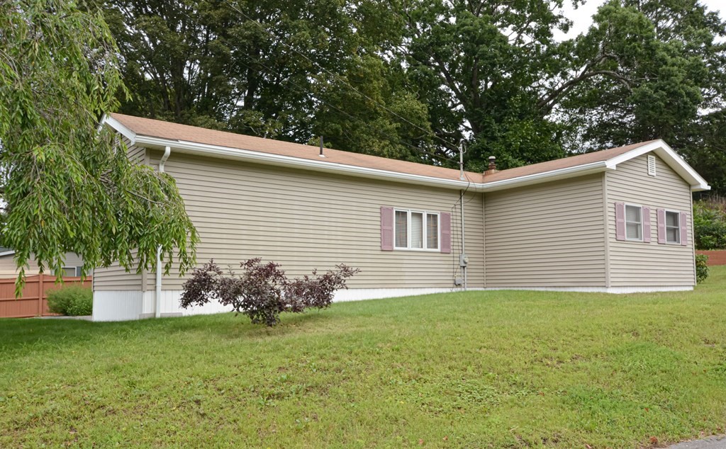 53 Comins Pond Road Warren, MA 01083 - Photo 4 of 33 Gallery Image 4