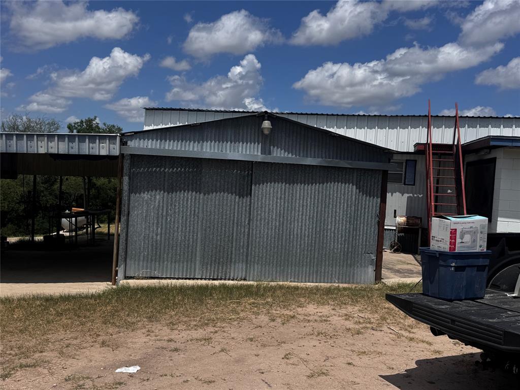 103 Windmill Road Del Rio, TX 78840 - Photo 2 of 3