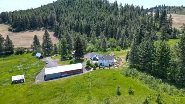 $1,475,000 | 1755 Genesee Troy Road, Moscow, ID 83843