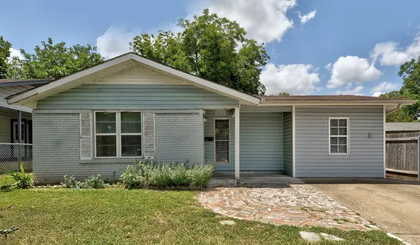 $2,850 | 129 Coleman Street, Austin, TX 78704