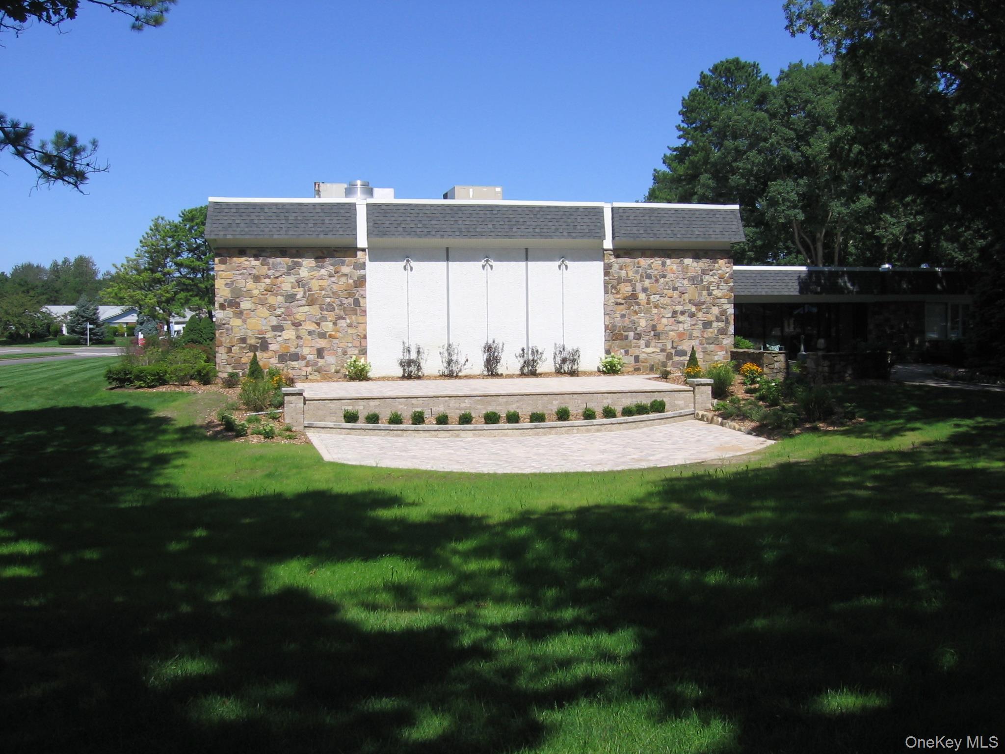 134 Eastbourne Court, Unit 134D Ridge, NY 11961 - Photo 15 of 19