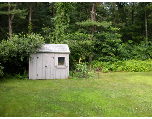 21 Mohawk Street Sharon, MA 02067 - Photo 8 of 9 Gallery Image 8