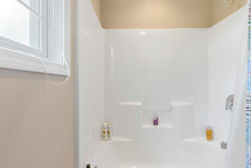 306 Meadow Ridge Radford, VA 24141 - Photo 37 of 71 Gallery Image 37