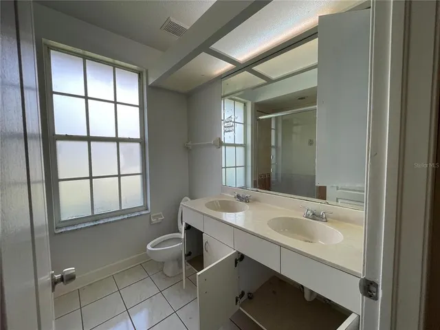 $479,000 | 4706 Kinross Court, Valrico, FL 33596