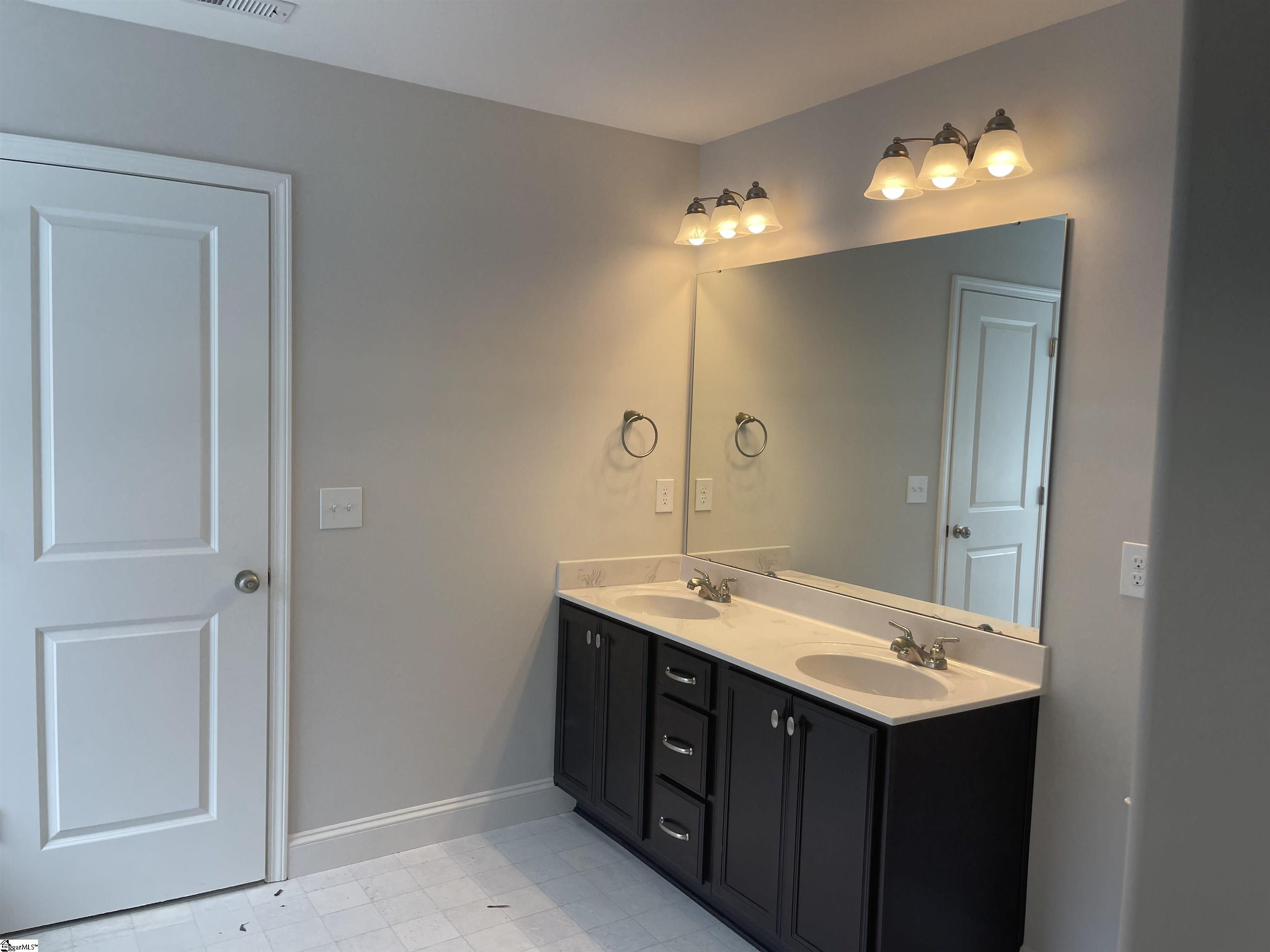 113 River Trce Loop Simpsonville, SC 29680 - Photo 9 of 12 Gallery Image 9
