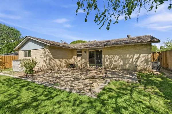 $267,999 | 728 Lisa Lane, Cedar Hill, TX 75104