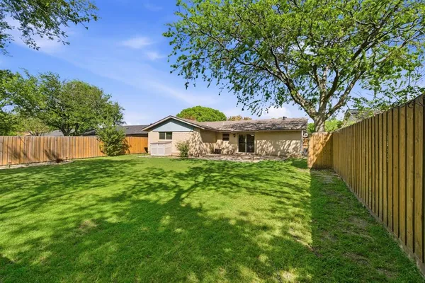 $267,999 | 728 Lisa Lane, Cedar Hill, TX 75104