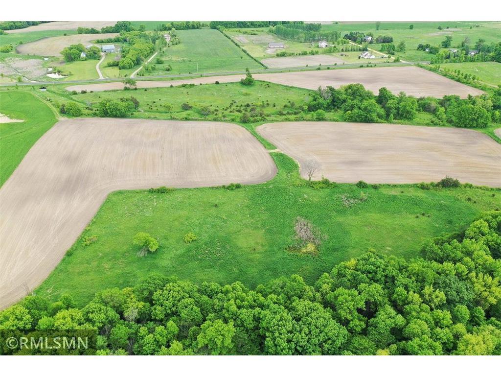 L4 Oasis Road Lindstrom, MN 55045 - Photo 2 of 4