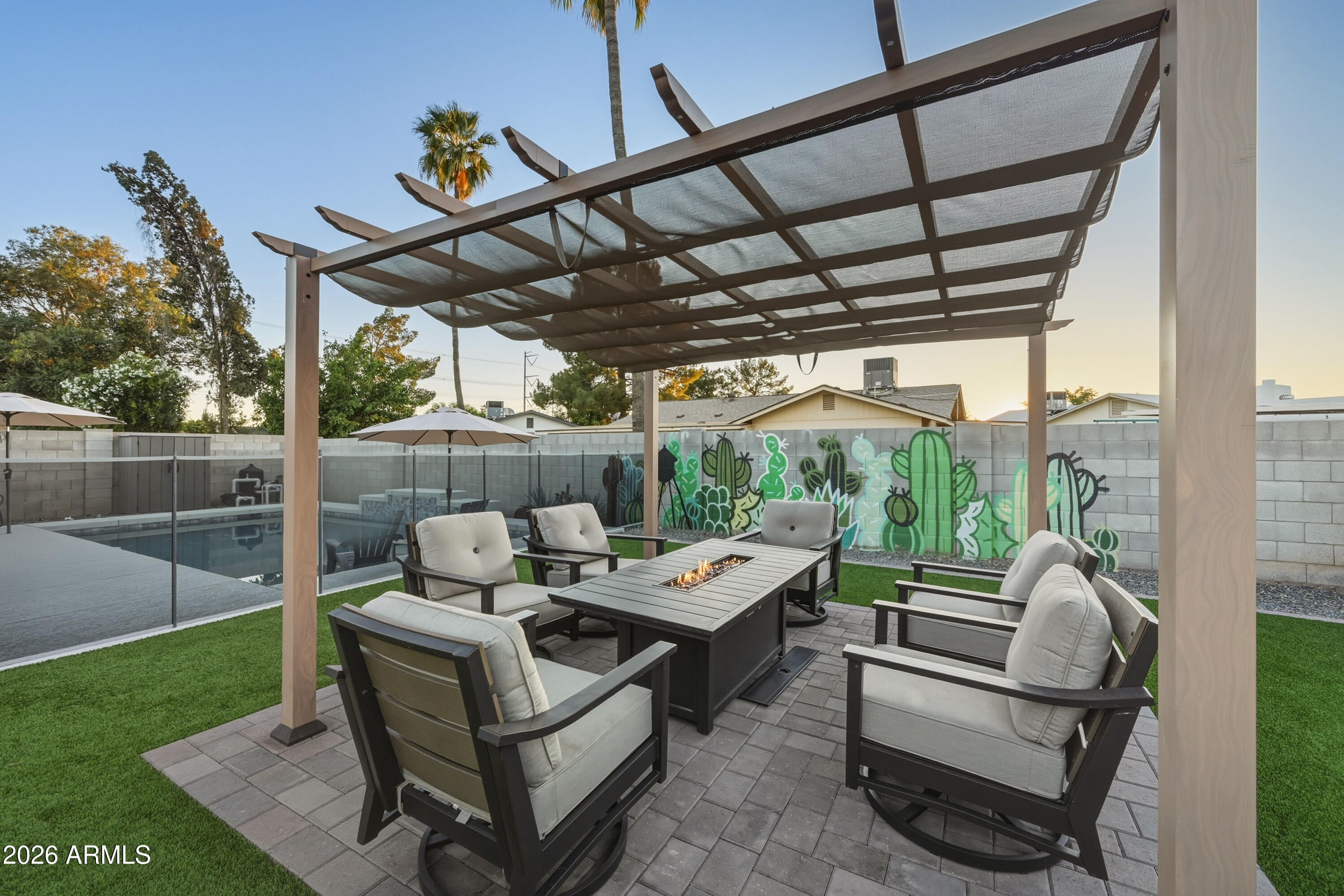 436 North Larkspur Street Gilbert, AZ 85234 - Photo 19 of 31 a view of a backyard with sitting area