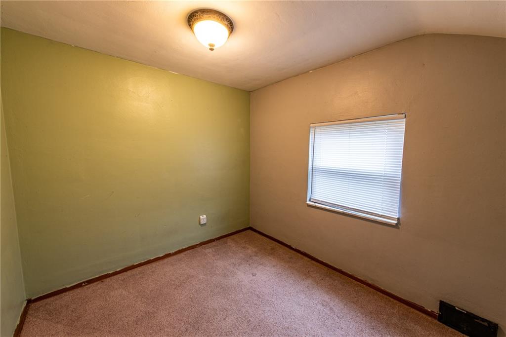 7163 Shannon Road Verona, PA 15147 - Photo 18 of 25 Gallery Image 18