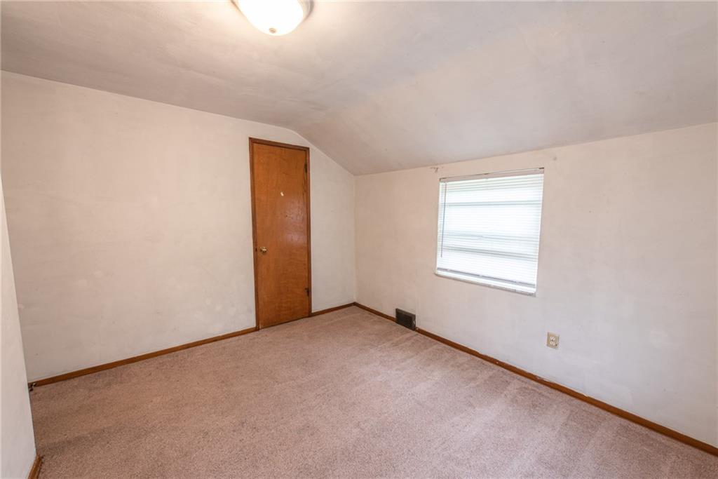 7163 Shannon Road Verona, PA 15147 - Photo 20 of 25 Gallery Image 20