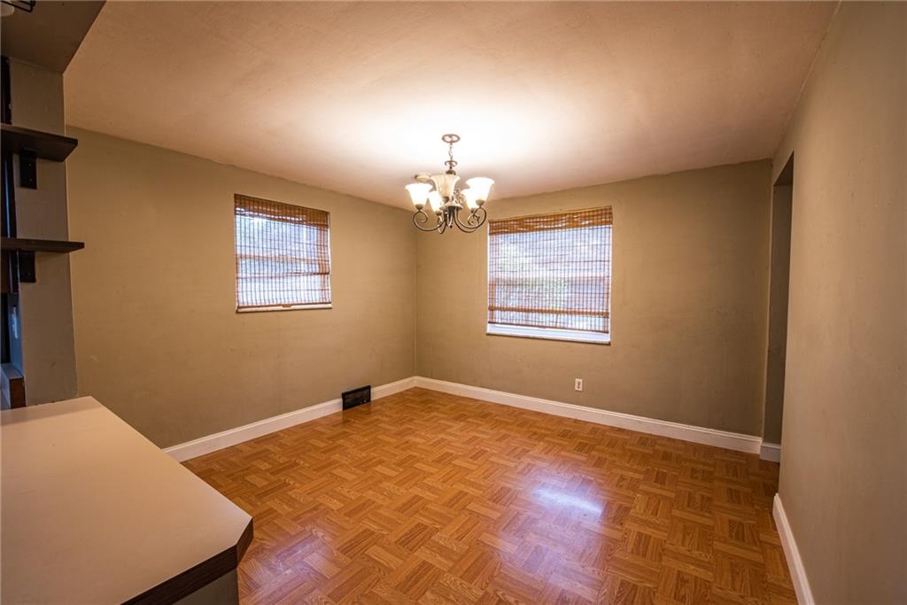 7163 Shannon Road Verona, PA 15147 - Photo 7 of 25 Gallery Image 7