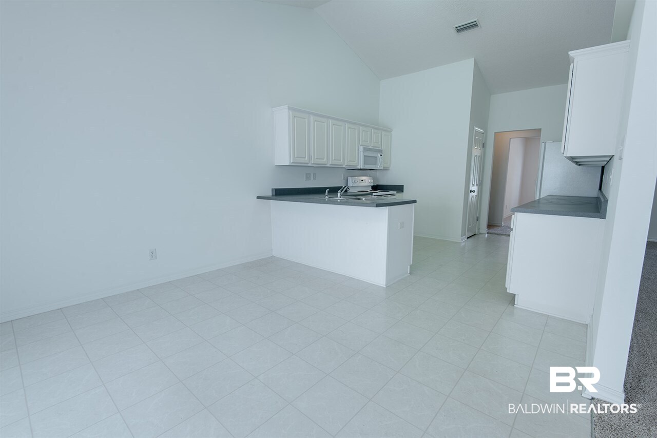 7159 Bridgemill Drive Mobile, AL 36619 - Photo 14 of 34 Breakfast Area