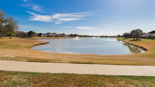 $2,200 | 2314 Zephyr Lane, Rosenberg, TX 77471