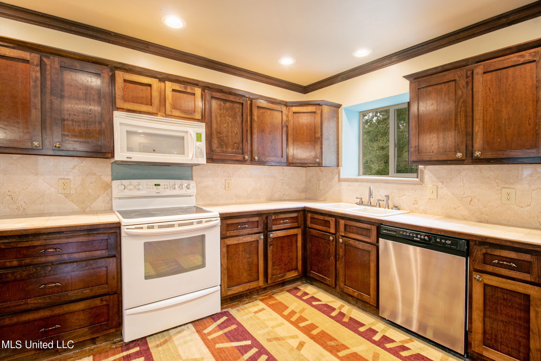 17429 Robinson Road Gulfport, MS 39503 - Photo 5 of 27 Robinson Road 86000-85014