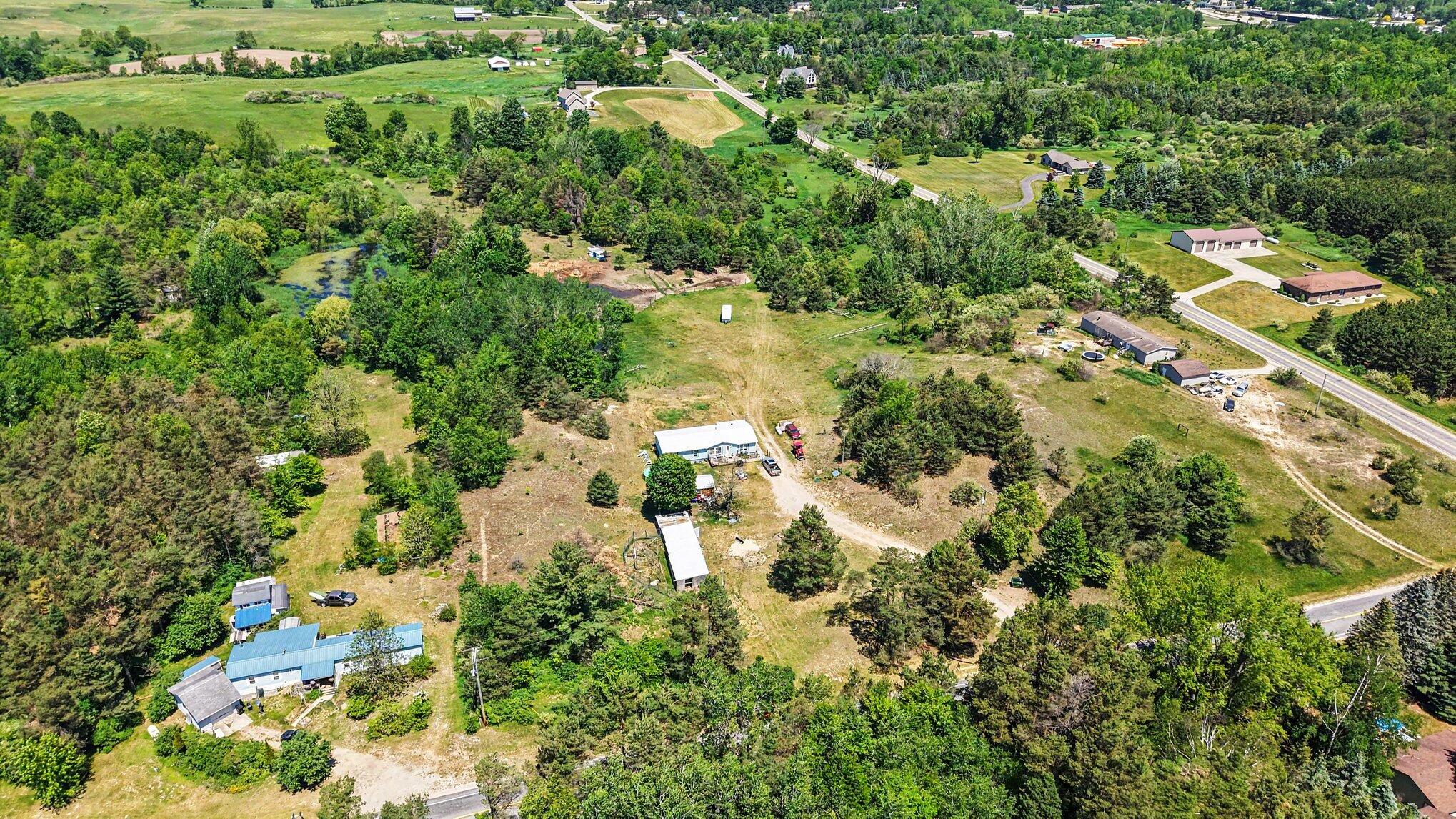 22092 3 Mile Road Reed City, MI 49677 - Photo 2 of 25 002_file_9493