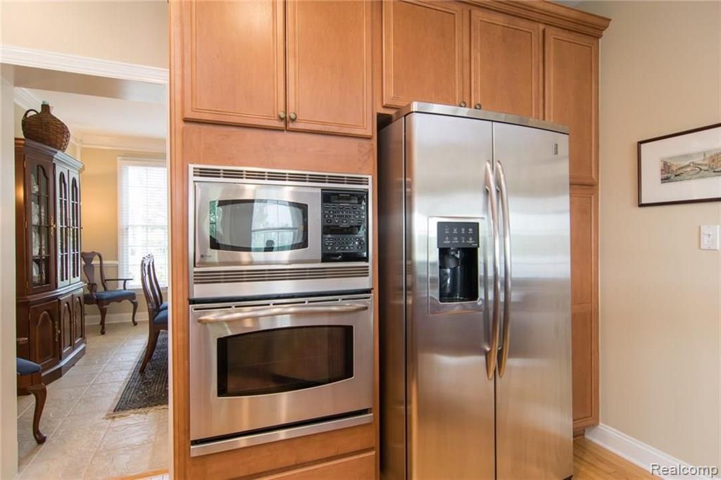 24981 Reeds Pointe Drive Novi, MI 48374 - Photo 15 of 66