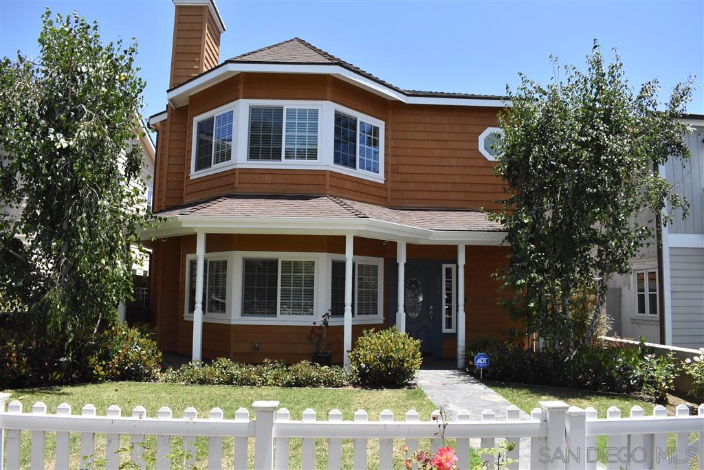 425 Alameda Boulevard Coronado, CA 92118 - Photo 2 of 9 a front view of a house with a yard