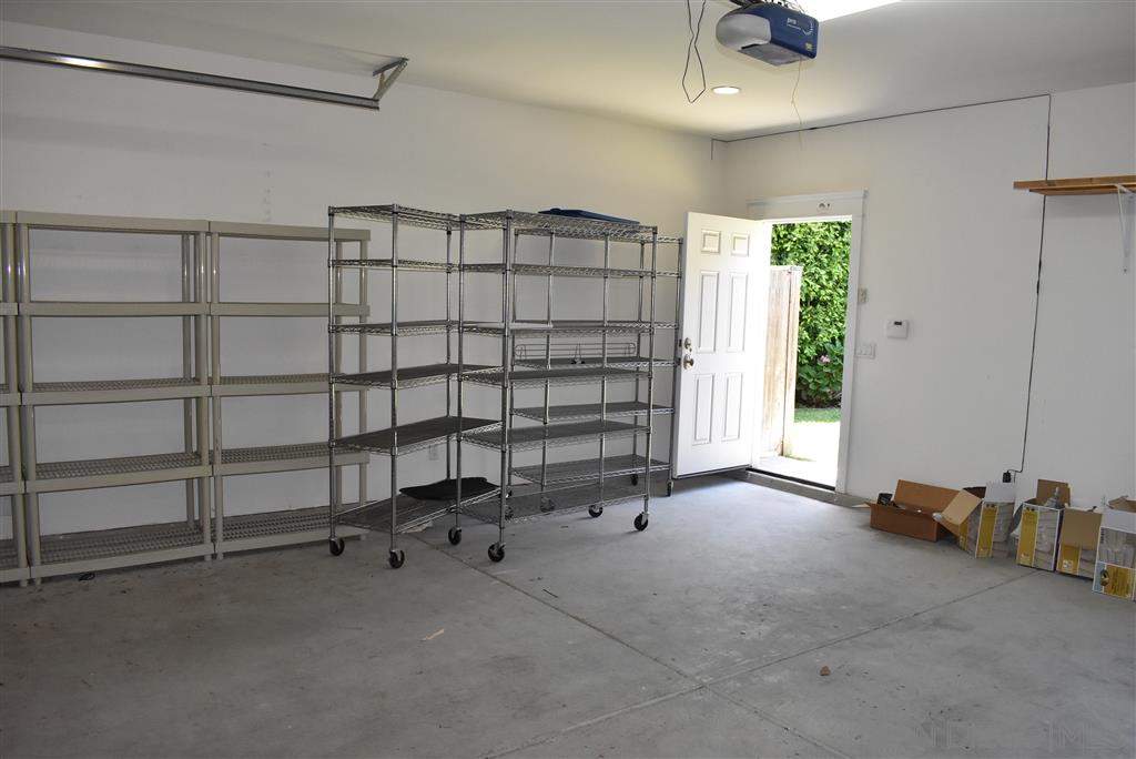 425 Alameda Boulevard Coronado, CA 92118 - Photo 4 of 9 a view of an empty room and a window