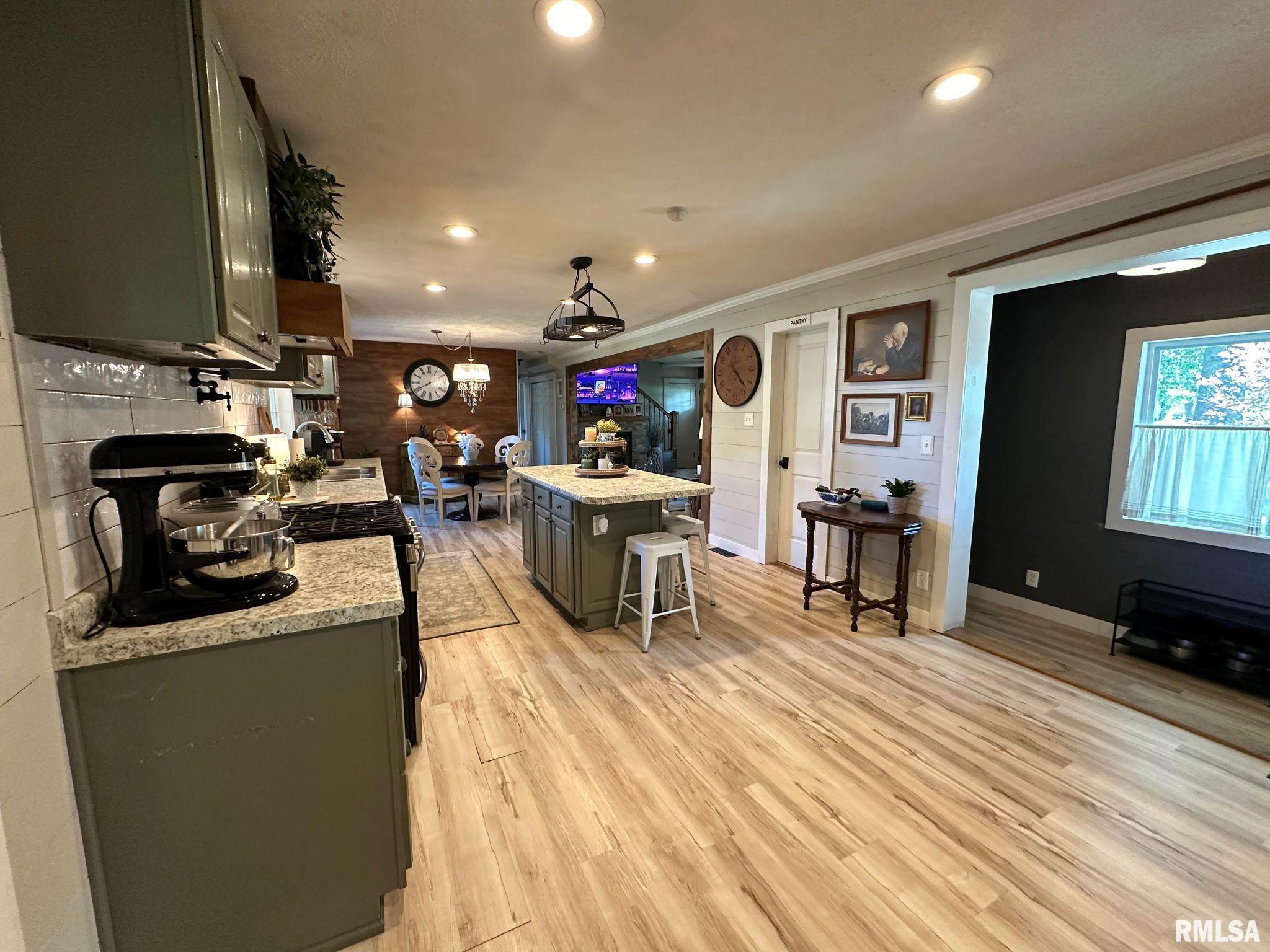 6287 Roberts Road Marion, IL 62959 - Photo 13 of 46 Gallery Image 13