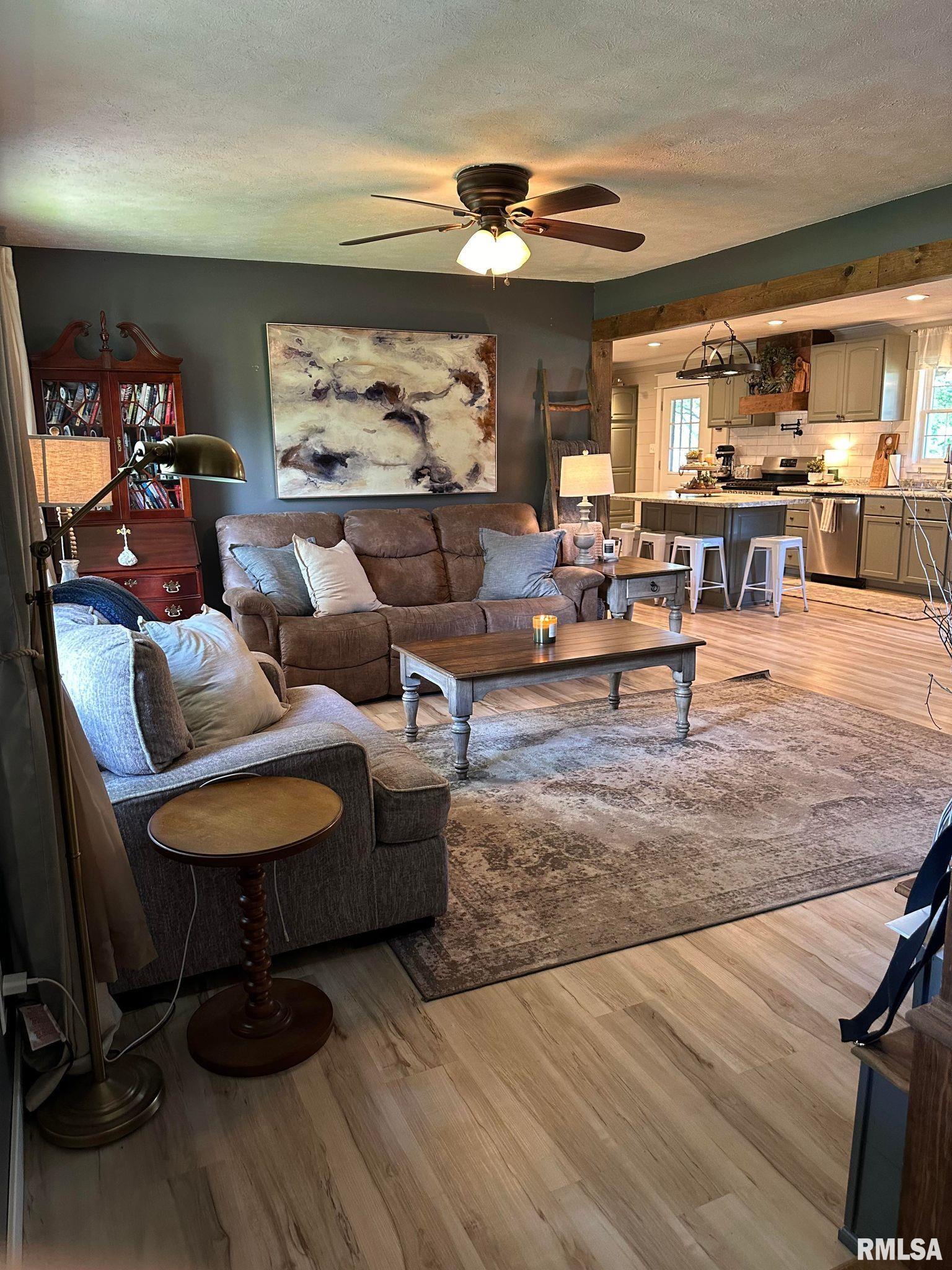 6287 Roberts Road Marion, IL 62959 - Photo 7 of 46 Gallery Image 7