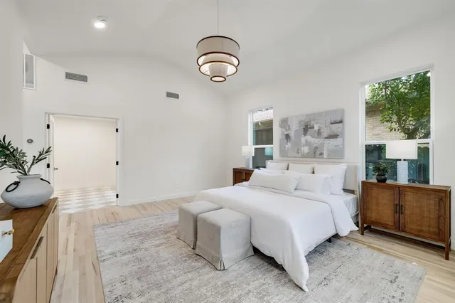 $925,000 | 10944 Yorksprings Drive, Dallas, TX 75218