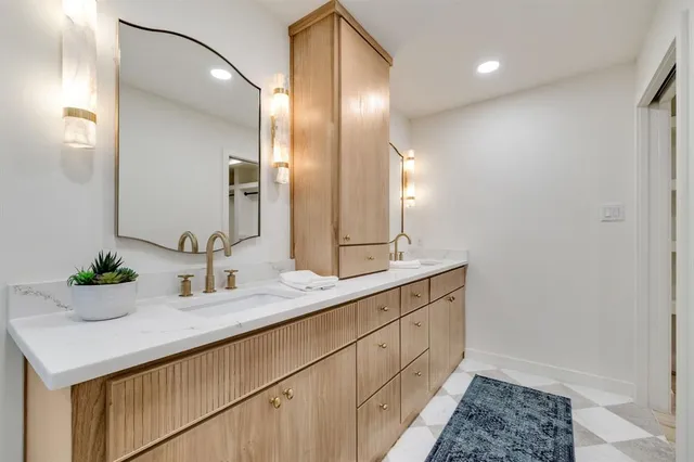 $925,000 | 10944 Yorksprings Drive, Dallas, TX 75218