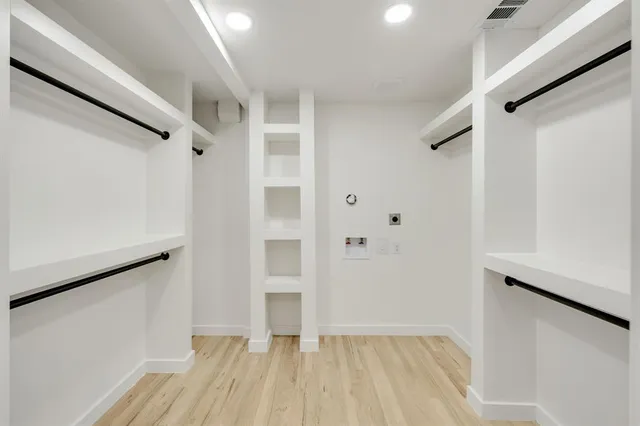 $925,000 | 10944 Yorksprings Drive, Dallas, TX 75218