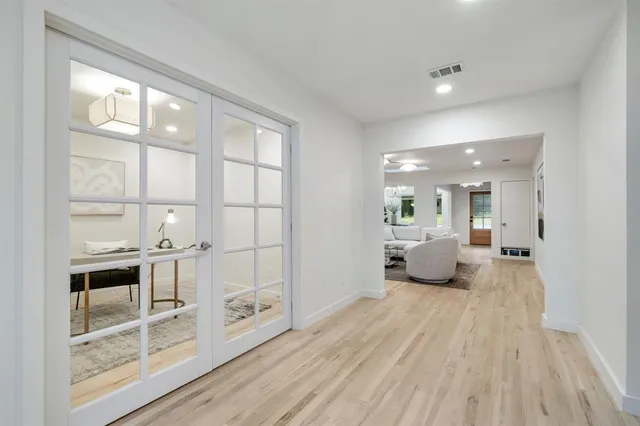 $925,000 | 10944 Yorksprings Drive, Dallas, TX 75218